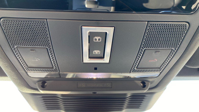 Land Rover Discovery Sport 1.5 P270e Metropolitan 5dr Auto [5 Seat] Station Wagon